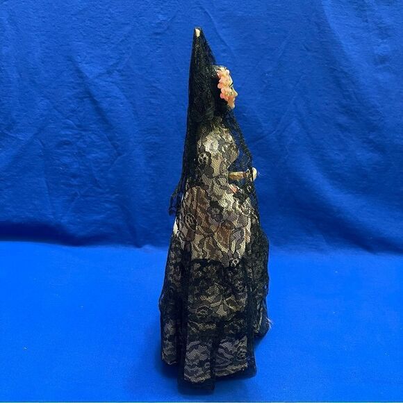 CARSELLE Flamenco Spanish Doll - Picture 5 of 9